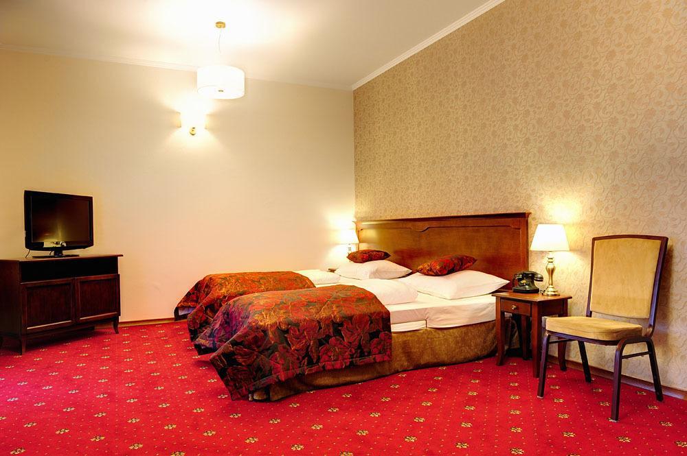 Hotel Kazimierski Zdroj Janowiec Ngoại thất bức ảnh